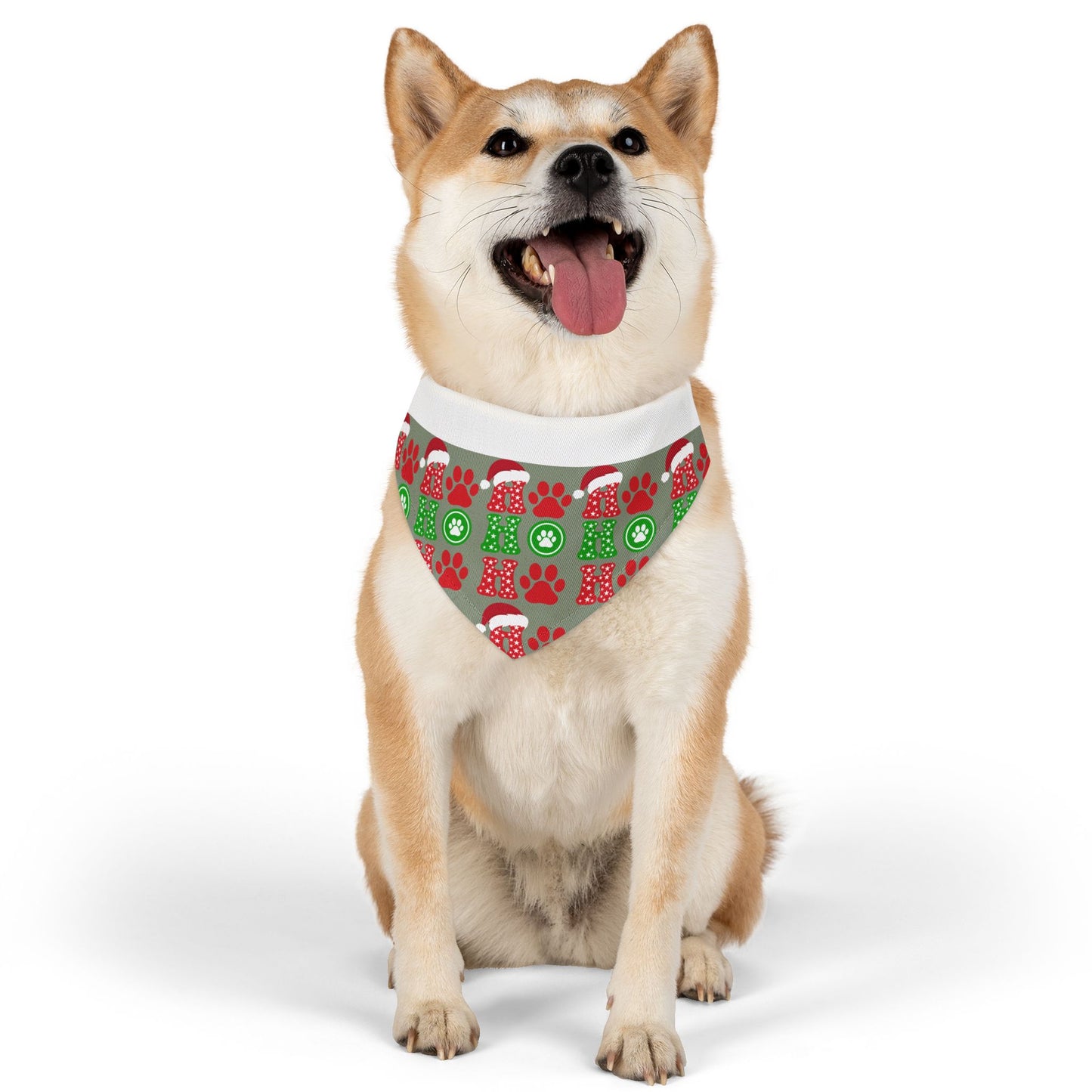 Christmas Pet Bandana: Make your furry friend look festive!